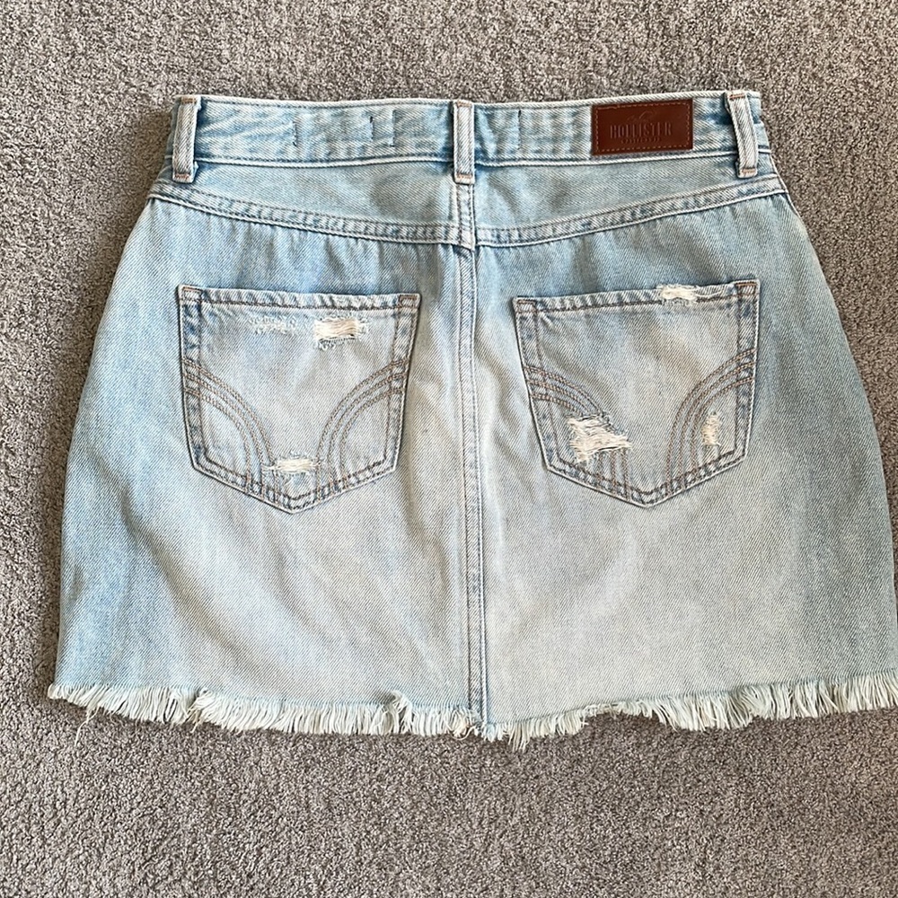 EC Hollister High Rise Distressed Denim Skirt Light Wash - Size 27 - Picture 2 of 4